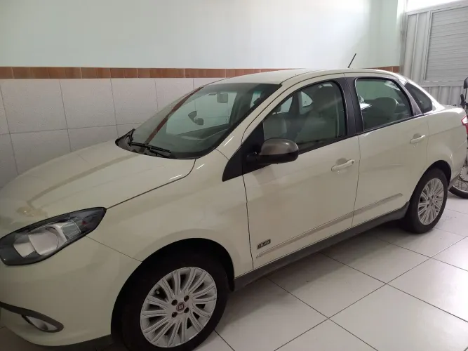 Fiat Grand Siena Essen.sublime 1.6 Flex 2016