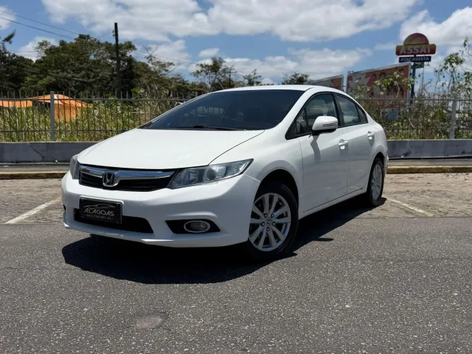 Honda Civic Sedan LXR 2.0 Flexone 16V Aut. 4P 2014