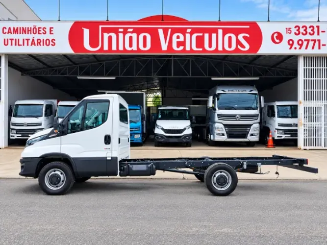 Iveco Daily City Chassi 30-160 3.0 (diesel) 2023