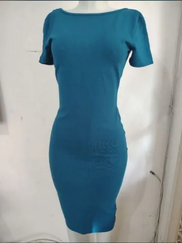 Vestido justo Colcci desapego