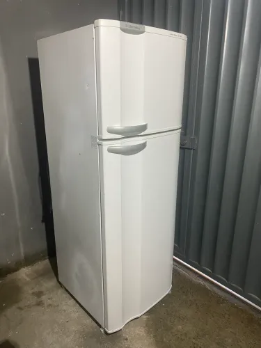 Geladeira Electrolux - Gelo Seco - Funcionando 100%