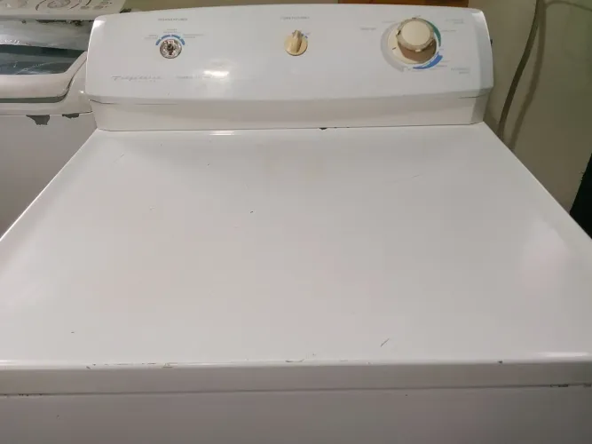 Vendo secadora 15 kilos 220 e o neutro 127 volts