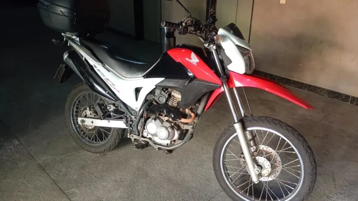 Bros 2015 Único Dono