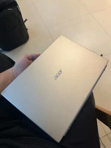 Acer Aspire 5