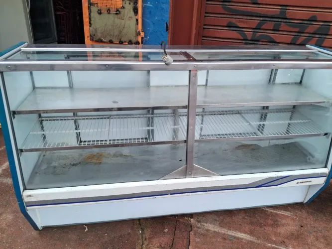 Balcão refrigerado Friomax 2mts de largura 110v com garantia