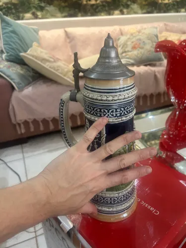 Jarro todo pintado a mão antigo