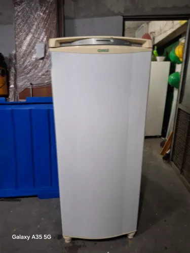 Vendo geladeira consul frost ftee em perfeito estado funcionando muito bem