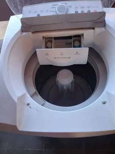 Vende se maquina brastemp usada