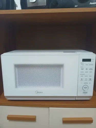 Micro-ondas Midea 20L branco 9 meses de uso
