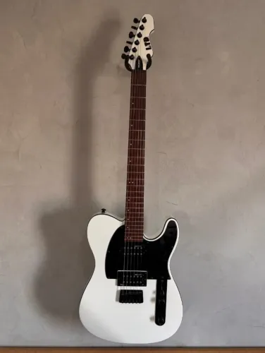 Guitarra LTD TE-200 Snow White
