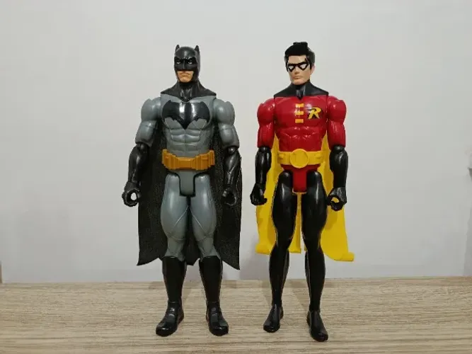Bonecos Batman e Robin - DC
