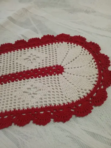 Passadeira em crochê Encanto em pronta entrega