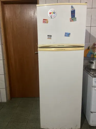 Geladeira electrolux double dc360