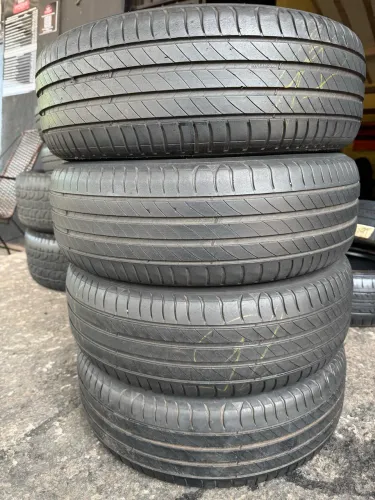 04 Pneus Michelin Primacy 4 P 185/60R15 88 H, 70% vida útil