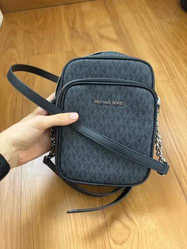 Bolsa Transversal Jet Set Média Em Logo 