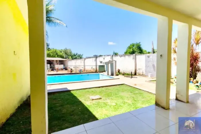 Casa à Venda em Macaxeira
