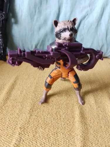 Boneco Rocket Raccoon 15cm