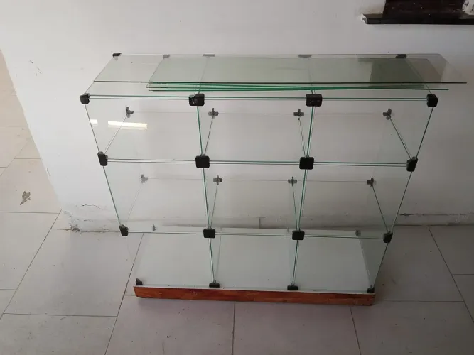 Balcão expositor vitrine