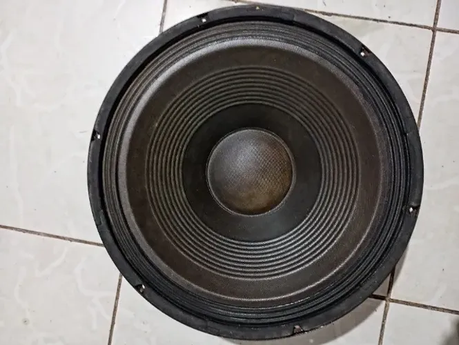 Alto falante keybass de 15p de 350w original!