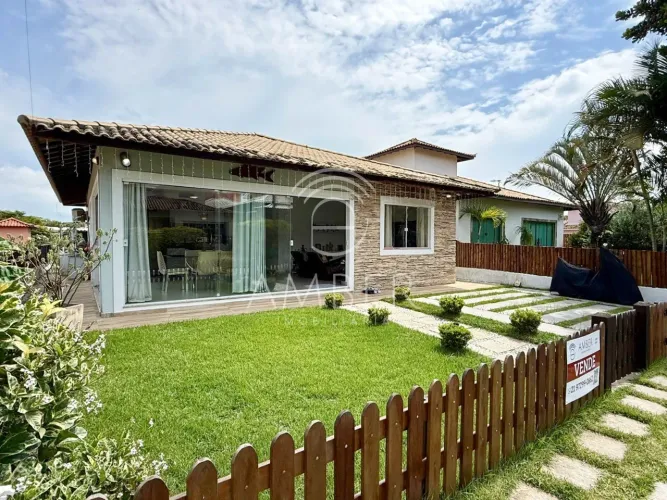 EXCELENTE CASA COM PISCINA E CHURRASQUEIRA EM CONDOMÍNIO | RASA - BÚZIOS