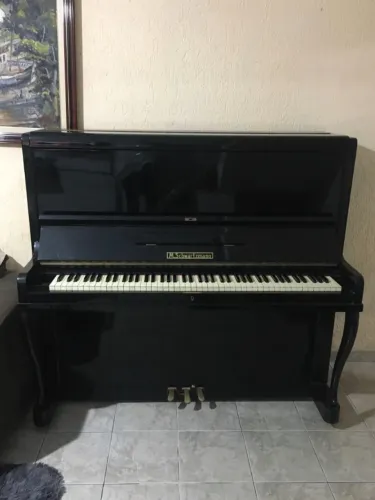 Piano acústico - M.Schwartzman