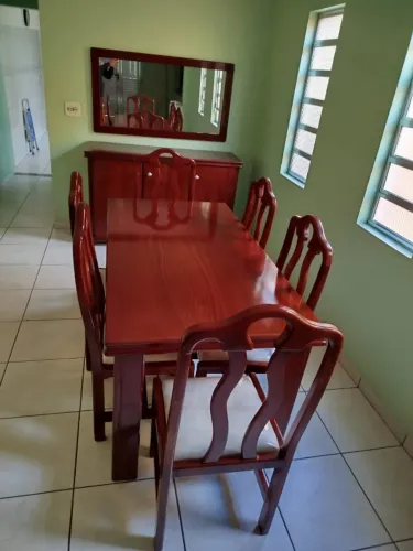 Sala de jantar completa