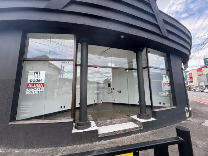 Cjto Comercial_Sala para alugar por R$ 2400.00, 25.00 m2 - CENTRO - JARAGUA DO SUL/SC