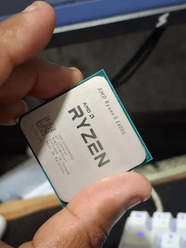 Ryzen 5 5600g + Cooler