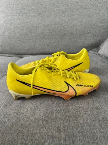 Chuteira Mercurial N 43