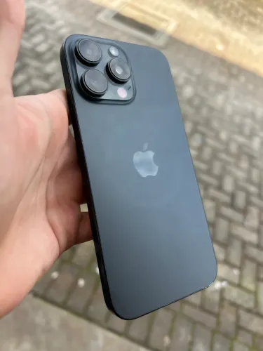 Iphone 16 pro max 512gb todo original ( olhar desc )