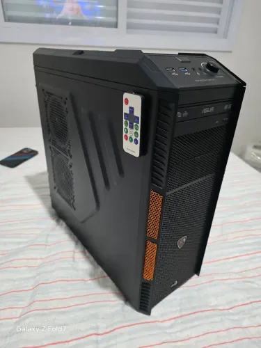 PC Gamer Premium | i3 9ª Gen | RX 580 8GB | 16GB RAM 3600MHz | Water Cooler