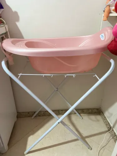 Banheira com tripé