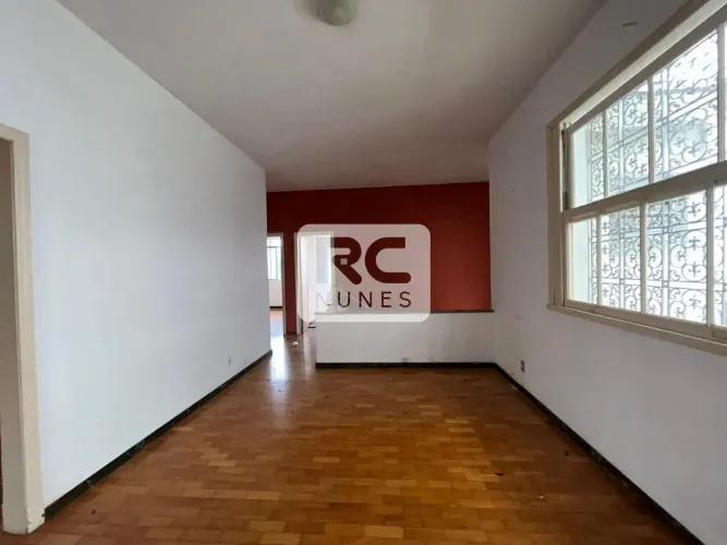 Casa com área aproximada de 94m², 3 quartos no Bairro Barroca - Belo Horizonte/MG.