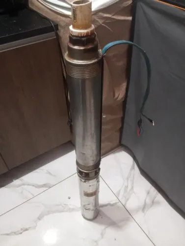 Vendo bomba submersa estágios 19 2 CV 380v trifásica