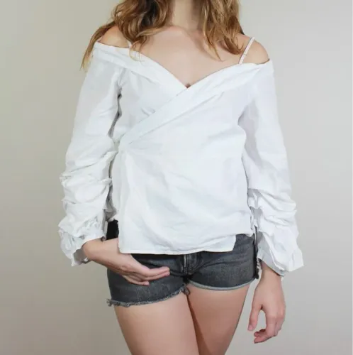 blusa vintage branca transpassada