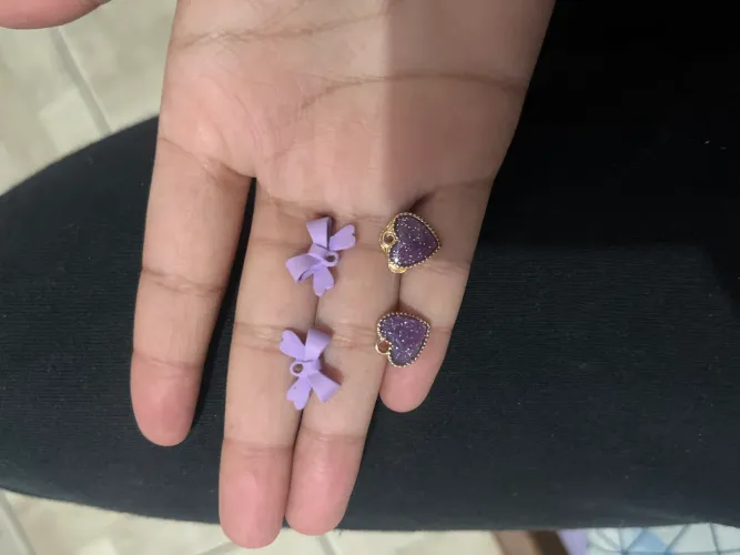 Brinco roxo de laço + duplinha de pingentes  
