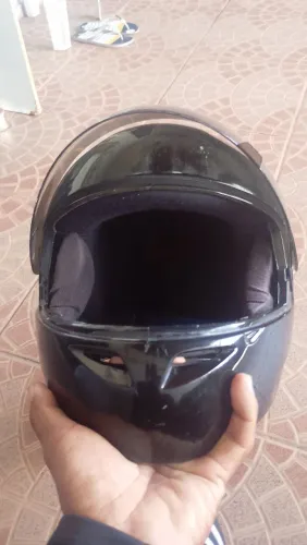 Capacete quebra galho