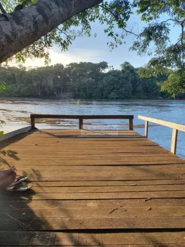 Chácara na beira do rio Manso.4 dormitórios à venda, 200000 m² por R$ 690.000 - Zona Rural
