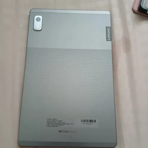 Vendo tablet lenovo tab m9