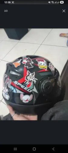 Capacete