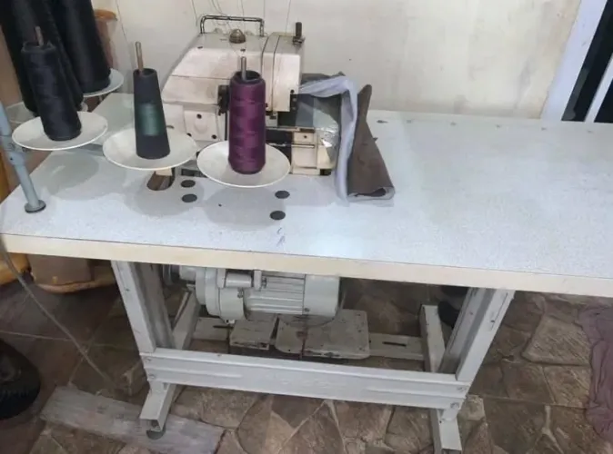 Máquina de Costura industrial