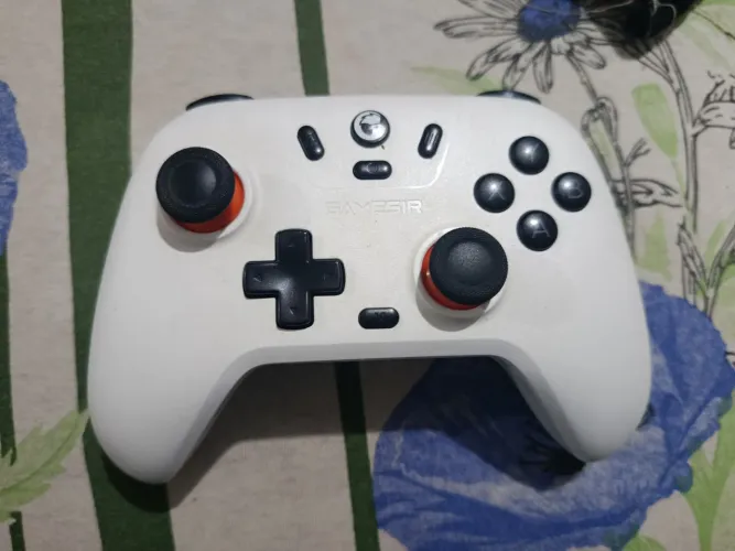 Vendo esse controle game-sir