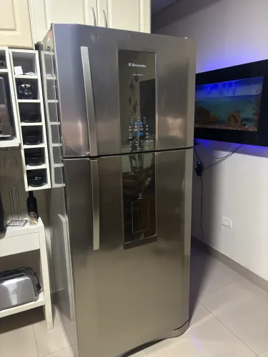 Geladeira Electrolux 220v
