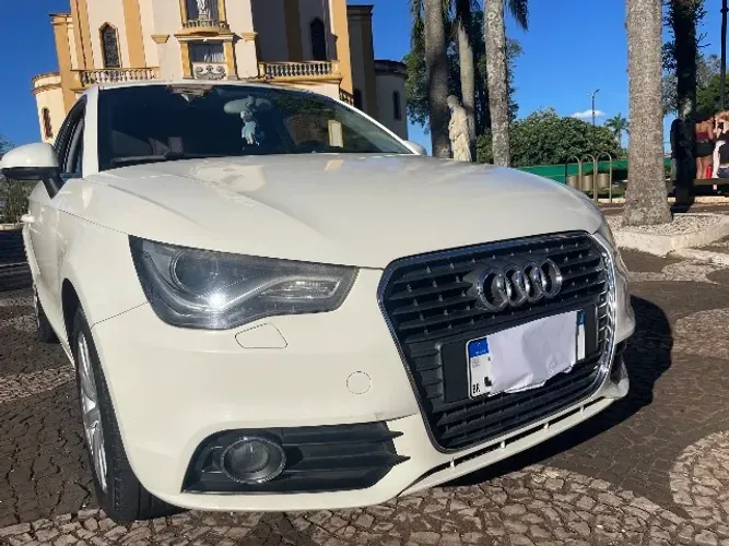 Audi A1 1.4 TFSI 122cv S-tronic 3P 2012