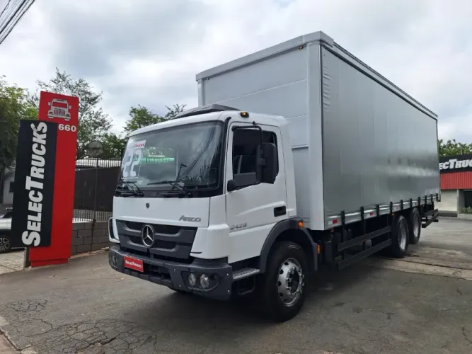 Mercedes Benz Atego 2426 6x2 22/22.
