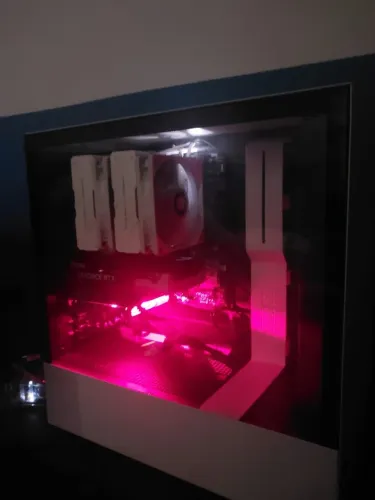 PC Gamer DDR5 - Ryzen 9700x + RTX 5060