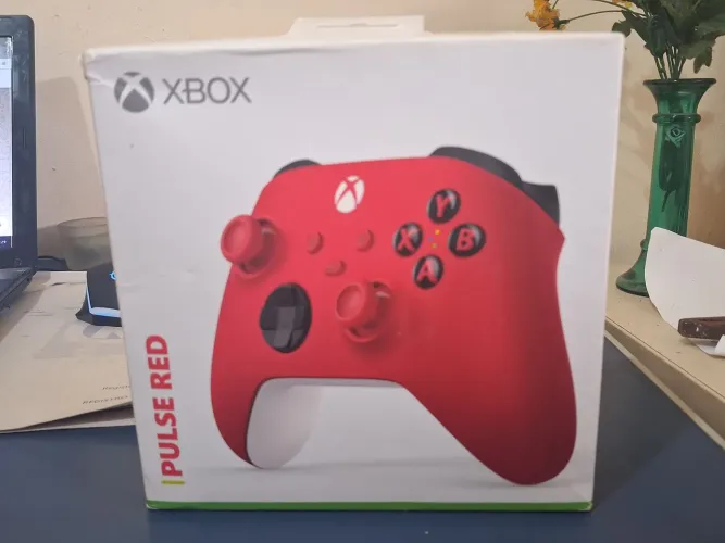 Controle vermelho xbox series x