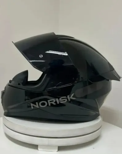 Capacete Norisk Razor Tam. 59/60 Semi-novo