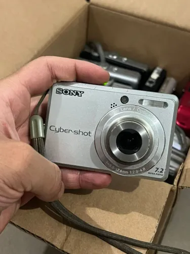 Camera digital sony cyber shot