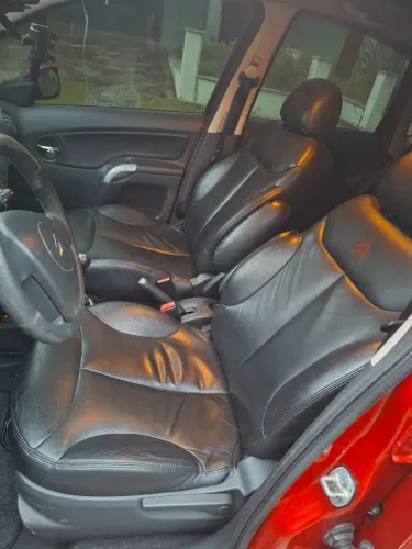 Citroen C3 Exclusive 1.4 Flex 8V 5P 2012